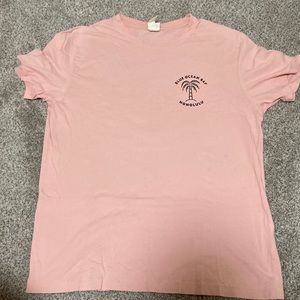 H&M “Blue Ocean Bay Honolulu” graphic tee